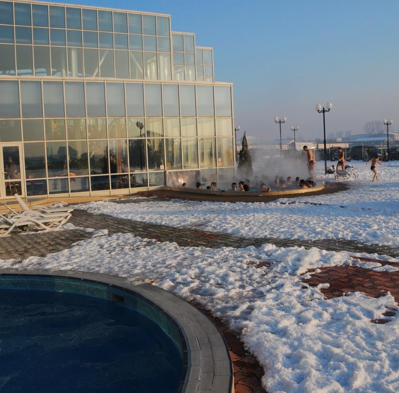 Hotel Alinalex - Paradisul Acvatic Braşov Dış mekan fotoğraf
