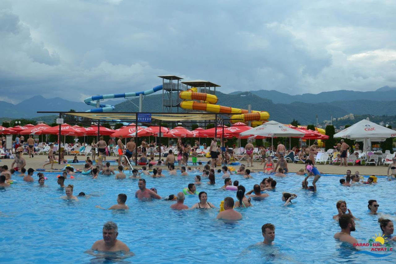 Hotel Alinalex - Paradisul Acvatic Braşov Dış mekan fotoğraf